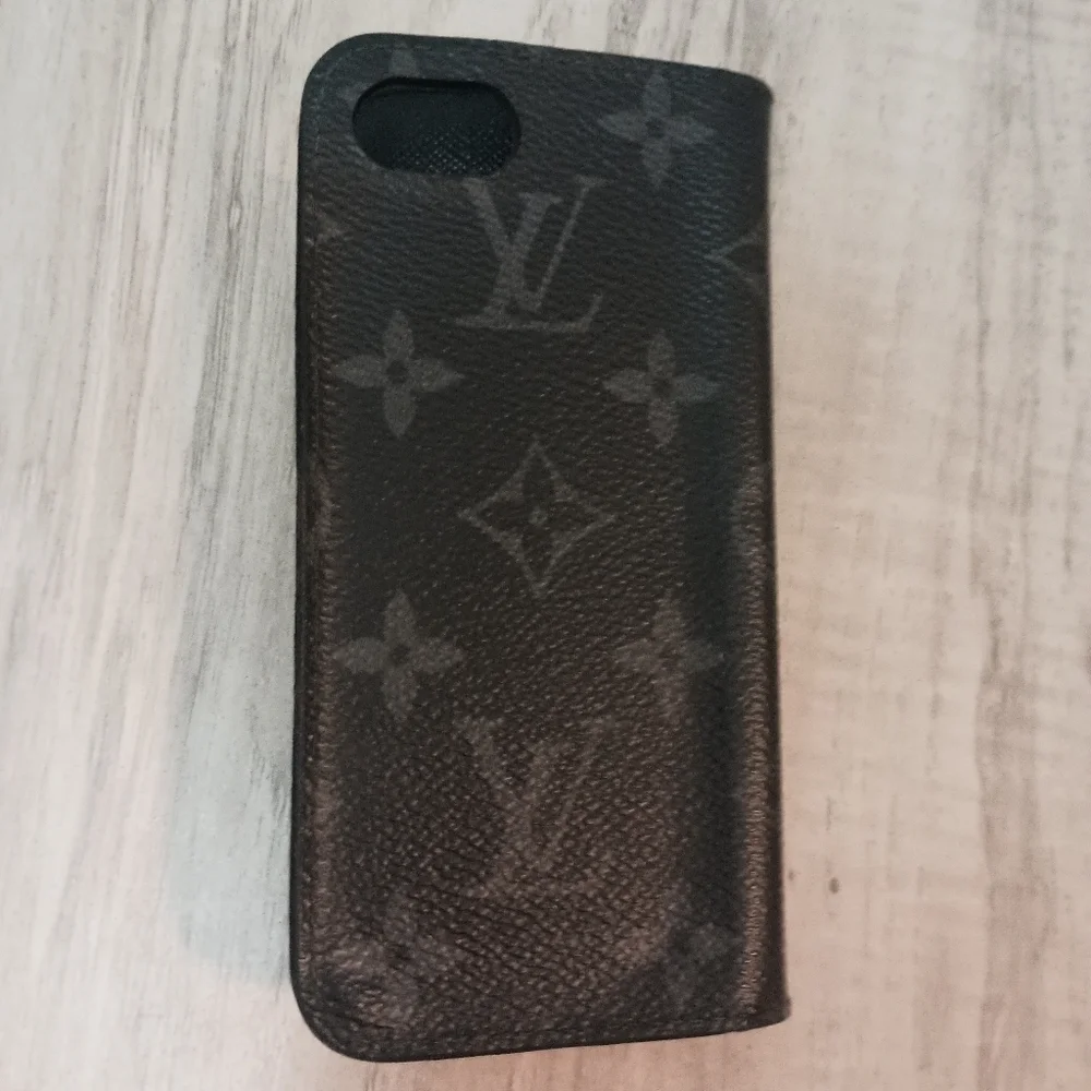 Authentic Louis Vuitton Monogram Phone Folio Case iPhone 7 Plus iPhone 8 Plus